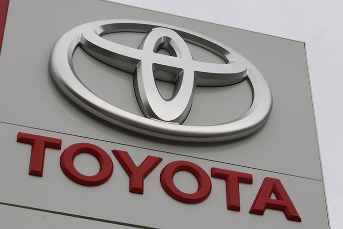 Toyota-logo-3.jpg